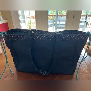 31.  Extra large tote bag